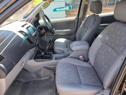 2010 Toyota Hilux SR KUN26R MY10 4X4 Ink