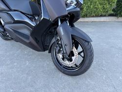 2025 Yamaha XMAX 300 (CZD300A)