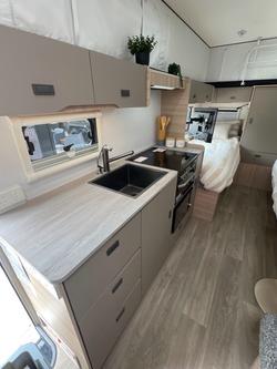 2025 JAYCO
                DISCOVERY 17.55-9.OB.DY-MY25