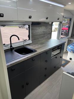 2021 Design RV Crx Semi Off Road Van 4, 19'8''