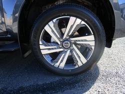 2025 Isuzu MU-X LS-T