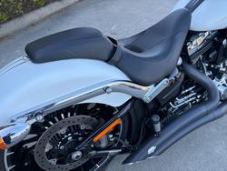 2017 HARLEY-DAVIDSON FXSB SOFTAIL BREAKOUT