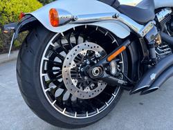 2017 HARLEY-DAVIDSON FXSB SOFTAIL BREAKOUT