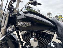 2016 HARLEY-DAVIDSON FLHR ROAD KING