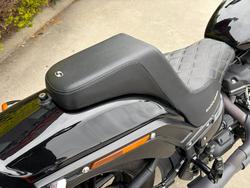 2019 HARLEY-DAVIDSON FXFBS FAT BOB (114) BLACK