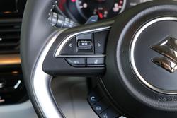 2025 Suzuki Swift Hybrid GLX