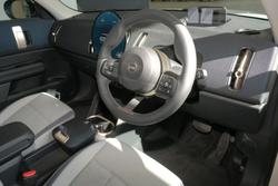 2024 MINI Countryman E Classic