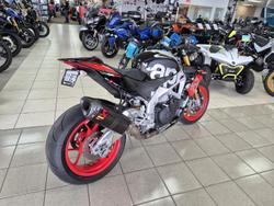 2018 Aprilia Tuono V4 1100 Factory Tuono Red