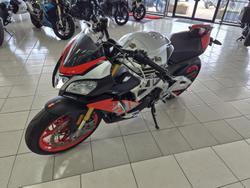 2018 Aprilia Tuono V4 1100 Factory Tuono Red