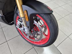 2018 Aprilia Tuono V4 1100 Factory Tuono Red