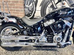 2022 Harley-Davidson Softail Standard 107 (FXST) Softail Black