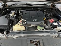 2022 Toyota Fortuner Fortuner 2.8L DSL WGN 6AT GXL C246170 001 Silver Sky