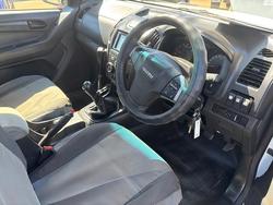 2013 Isuzu D-MAX 2013 Isuzu D-MAX SX (4x2) 5 SP MANUAL C/CHAS DT4 DIESEL