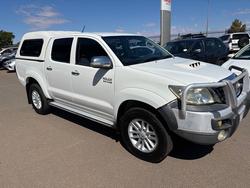 2011 Toyota Hilux HILUX 4x4 3.0L T/D D/C M/T SR5 1R61250 001