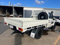 2022 Toyota Landcruiser Military LC70 T/D Single Cab Chassis GXL French Vanilla