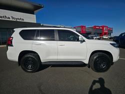 2022 Toyota Prado DSL WGN AT GXL Glacier White