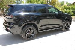 2025 Isuzu MU-X X-TERRAIN