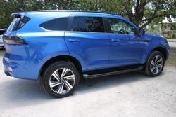 2025 Isuzu MU-X LS-T