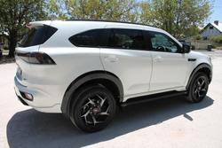 2025 Isuzu MU-X X-TERRAIN