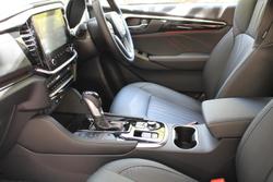 2025 Isuzu MU-X X-TERRAIN