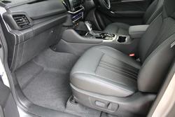 2025 Isuzu MU-X LS-T
