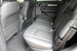 2025 Isuzu MU-X LS-T