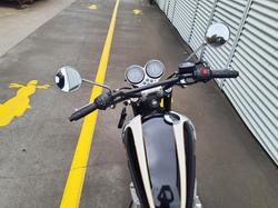 2004 Triumph Bonneville T100 (790cc) Bonneville Black