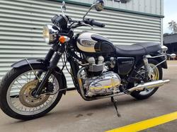 2004 Triumph Bonneville T100 (790cc) Bonneville Black