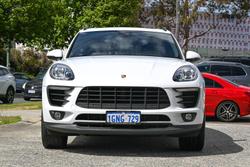 2018 Porsche
Macan