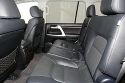 2020 Toyota Landcruiser VX