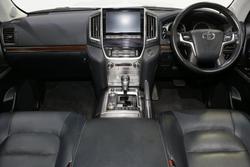 2020 Toyota Landcruiser VX