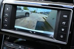 2016 Jaguar
                XE 25t R-Sport