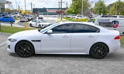 2016 Jaguar
                XE 25t R-Sport