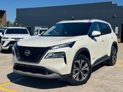 2025 Nissan X-TRAIL ST-L e-POWER