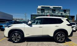 2025 Nissan X-TRAIL ST-L e-POWER