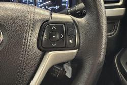 2017 Toyota Kluger GX