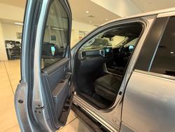 2023 Toyota TUNDRA 3.5L Hyb Pick-up 10AT Limited