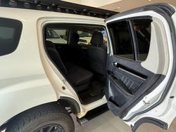 2020 ISUZU MU-X LS-T (4x4)