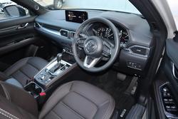 2025 Mazda CX-5 G25 Akera