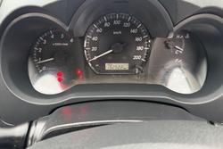 2012 Toyota Hilux SR KUN26R MY12 4X4 Glacier White