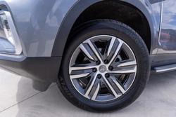 2023 LDV D90 Executive