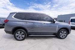 2023 LDV D90 Executive
