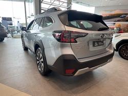 2025 Subaru Outback AWD Touring XT