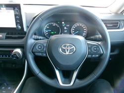 2022 Toyota
                RAV4 GX