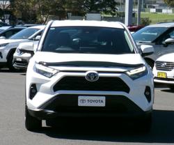 2022 Toyota
                RAV4 GX