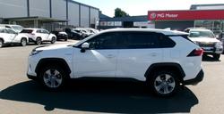 2022 Toyota
                RAV4 GX