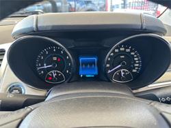 2016 Holden Calais V VF Series II MY16 Heron White