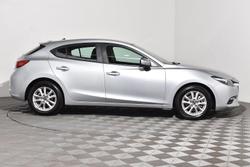 2018 Mazda 3 Neo Sport