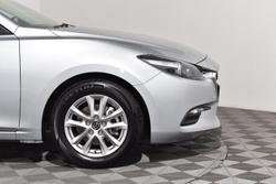 2018 Mazda 3 Neo Sport