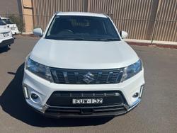 2022 Suzuki
Vitara Turbo